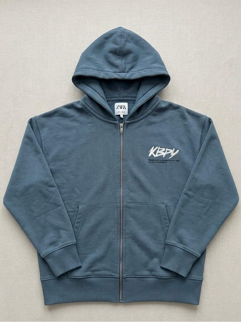 Zara Kids Dusty Blue Zip Up Hoodie with Front Print Graphic - size 11/12